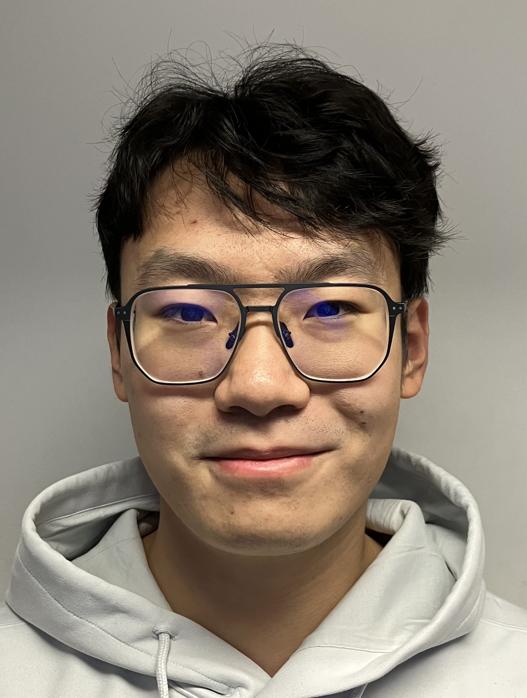 Zhili Tian portrait